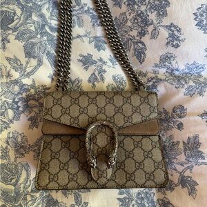 Gucci Dionysus Shoulder Bag